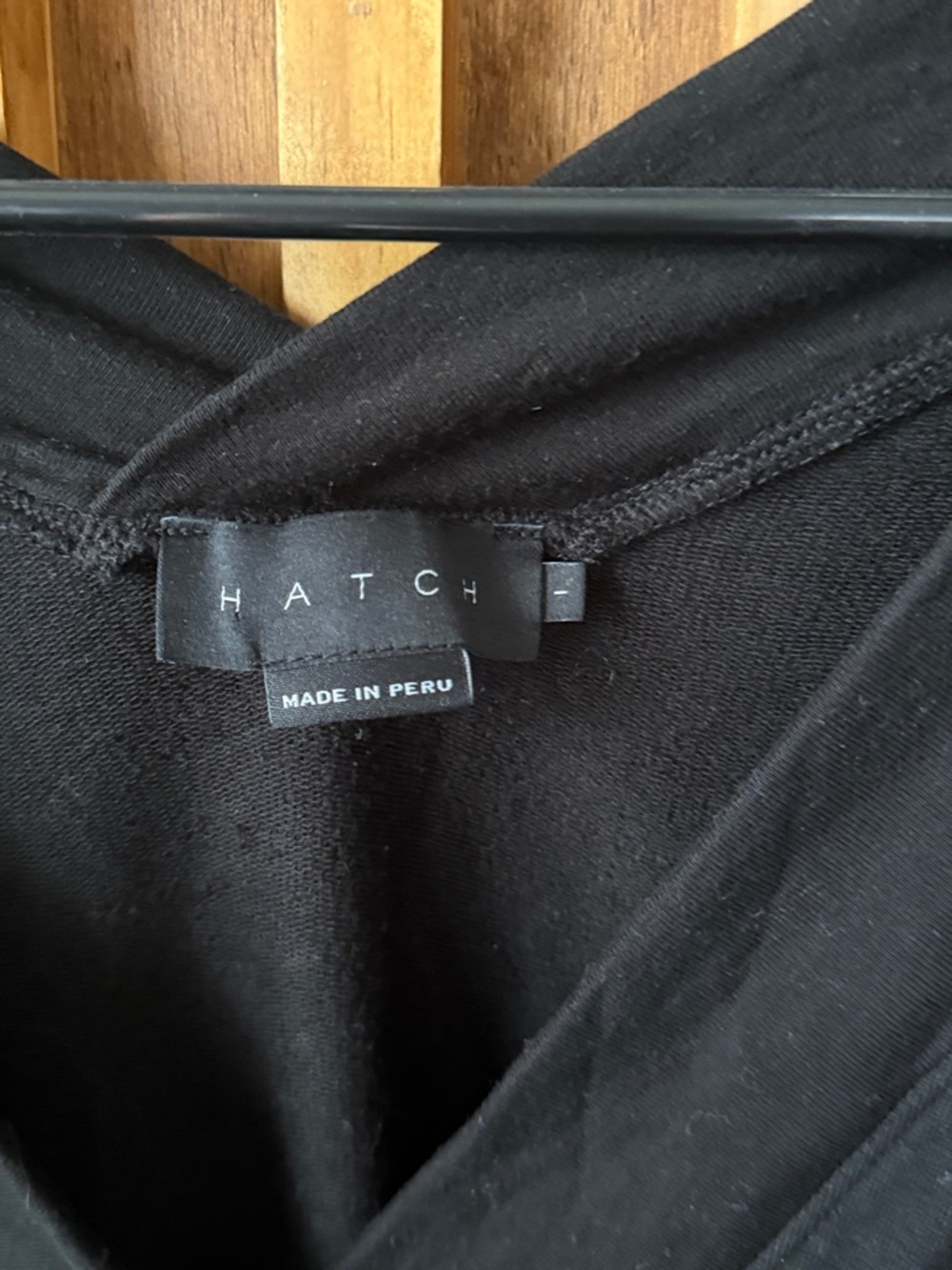HATCH The Visitor V Neck Tencel Oversized Top. 1/ Small - Picture 5 of 8
